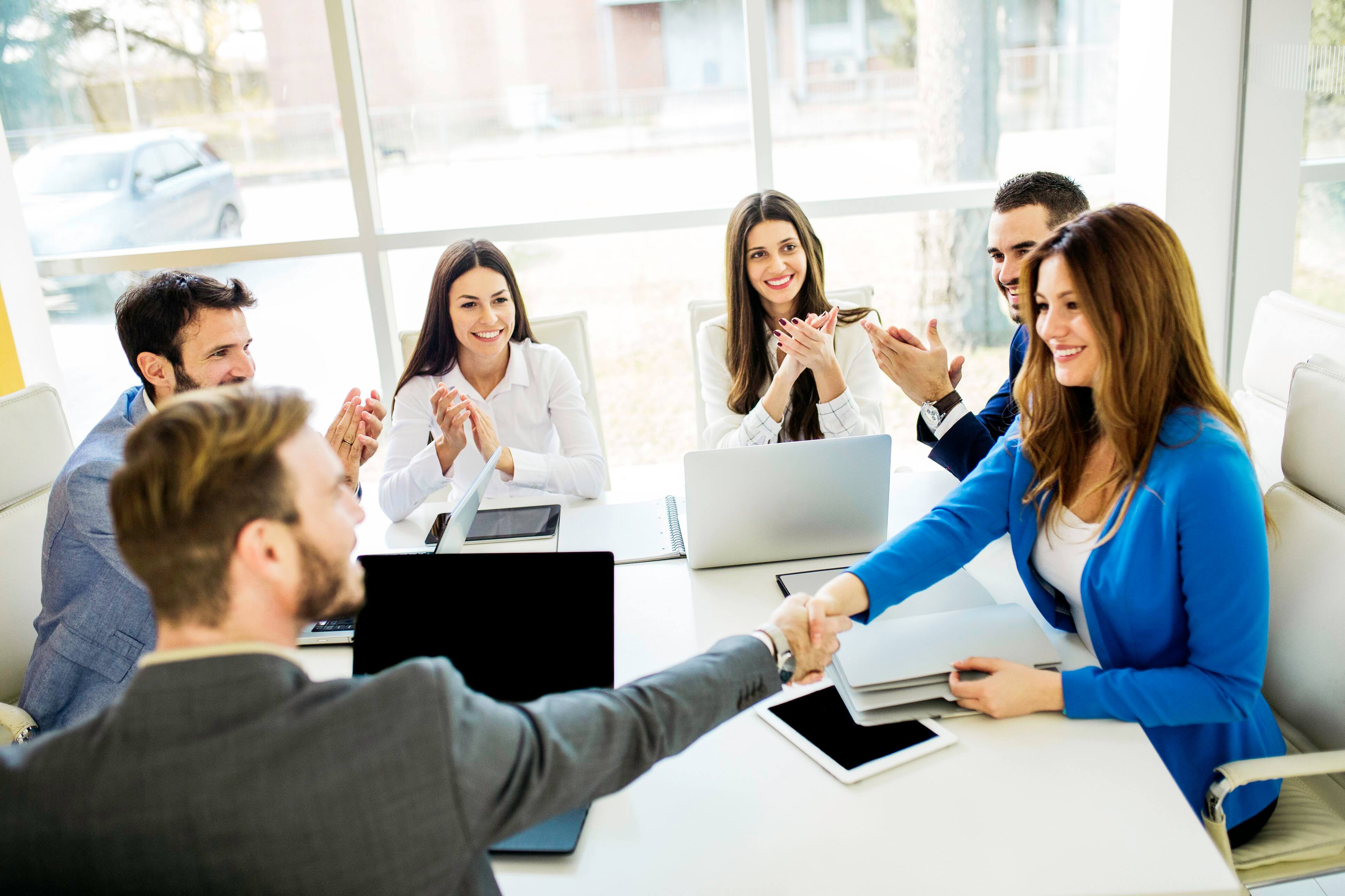 business-group-working-in-the-office-636268954-5a2585df0c1a82001933cff2